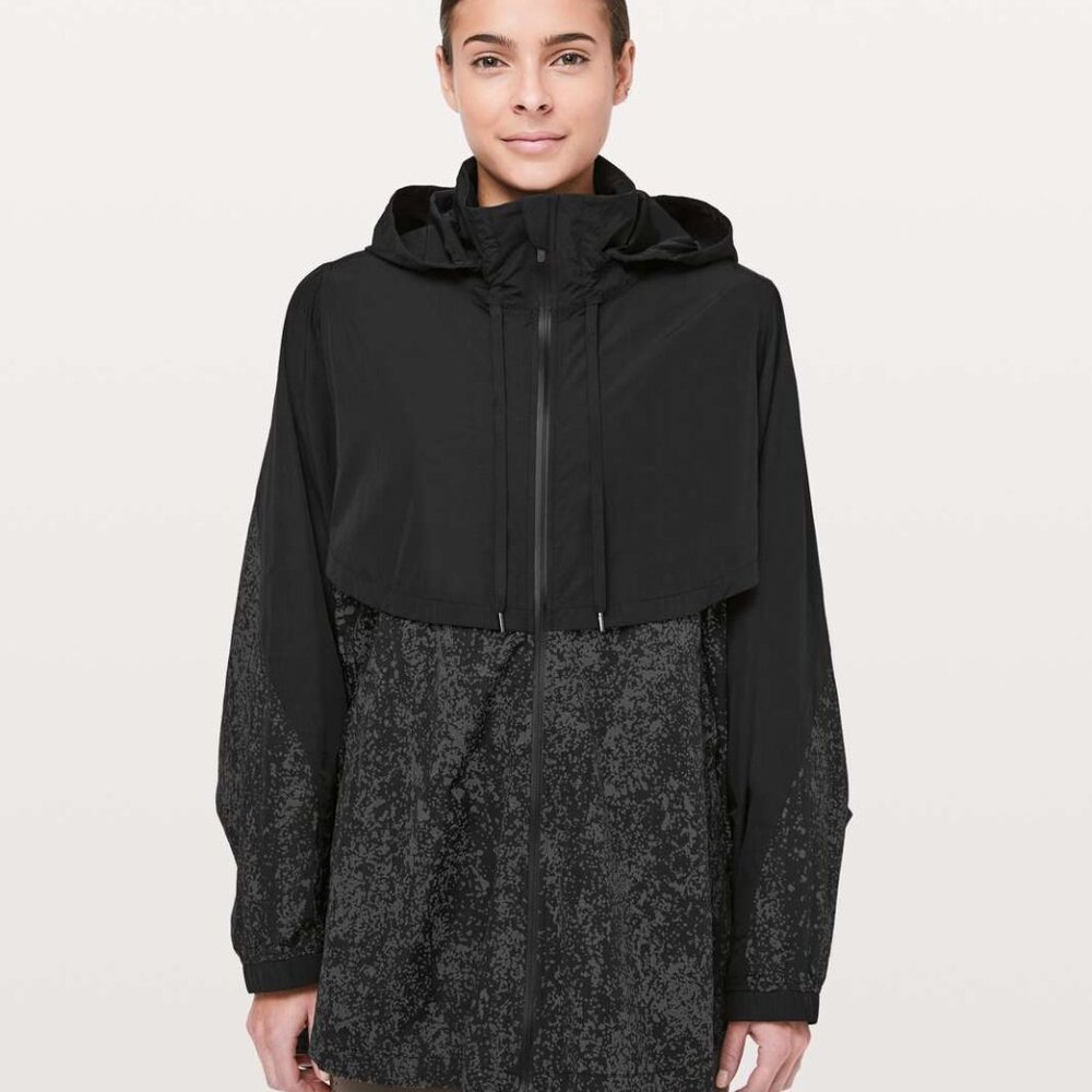 LULULEMON Ride & Reflect Cape/Jacket REFLECTIVE - Very Excellent Condition - Picture 4 of 16